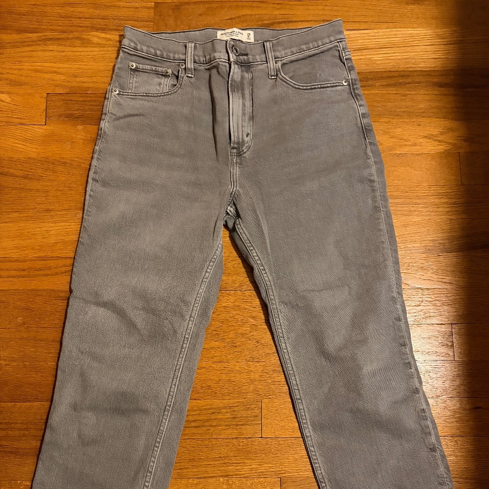 Abercrombie & Fitch “The Ankle Straight Ultra High Rise” Jean